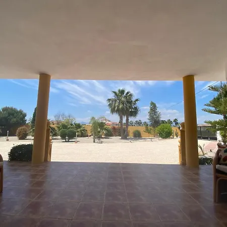 Arizona Catral